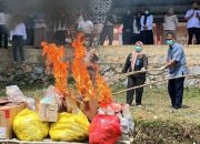 Balai Karantina Sultra Musnahkan 34 Kg Daging Sapi Ilegal
