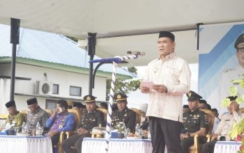 Wabup Konkep Muhammad Farid Pimpin Upacara Hardiknas 