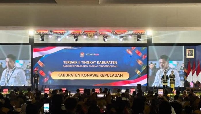 Kerja Nyata Berbuah Prestasi, Rifqi-Farid Raih Penghargaan Kemendagri Terbaik II Penurunan TPT