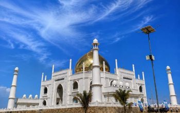 Kehadiran Masjid Agung Al-Amal Merubah Lanskap Perkotaan Langara Jadi Semakin Estetik