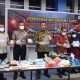 Kejari Kendari Musnahkan Barang Bukti 126 Perkara Inkrah, 1,8 Kg Narkotika Ikut Dibakar